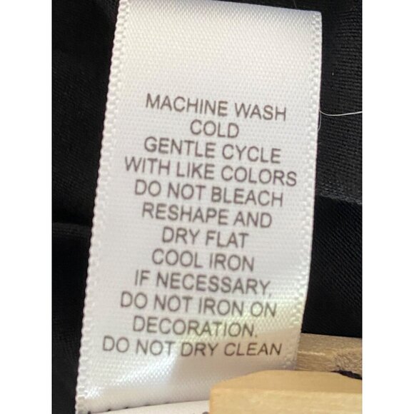 Cable & Gauge Black Knit Top with Gold Chain Round Neckline Women's Medium NWT - Picture 9 of 11